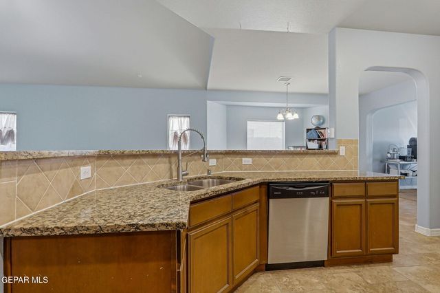 14605 Spanish Point Drive, El Paso, TX 79938