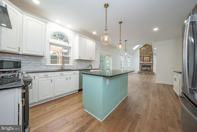 804 SHADEBRUSH RDG, West Chester, PA 19382
