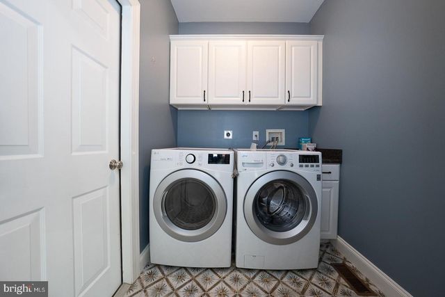 804 SHADEBRUSH RDG, West Chester, PA 19382