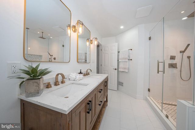 804 SHADEBRUSH RDG, West Chester, PA 19382