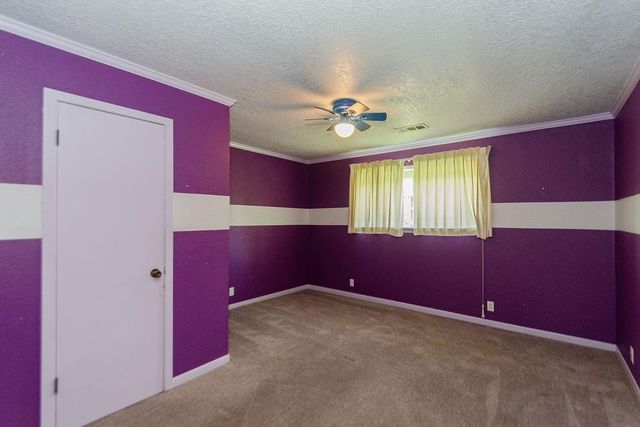 618 W 9th Street, Freeport, TX 77541