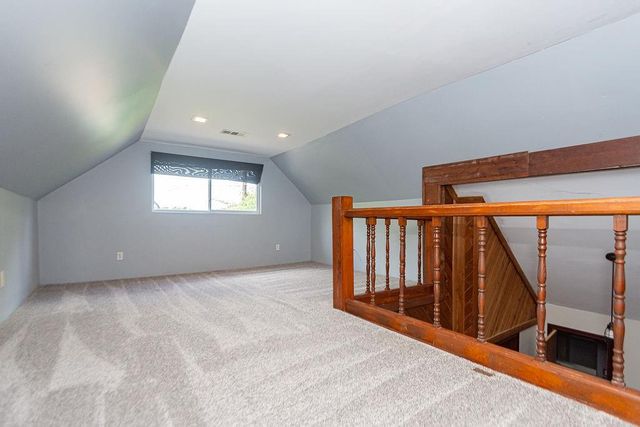 618 W 9th Street, Freeport, TX 77541