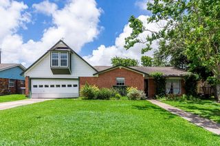 618 W 9th Street, Freeport, TX 77541