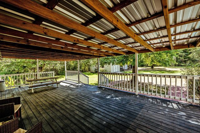 65 Cauthen Drive, Huntsville, TX 77320