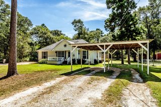 65 Cauthen Drive, Huntsville, TX 77320