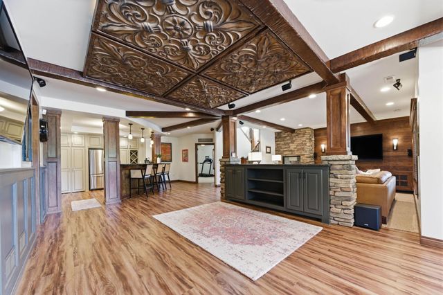 13505 E Equestrian Cir, Wichita, KS 67230