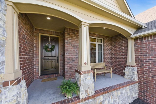 13505 E Equestrian Cir, Wichita, KS 67230