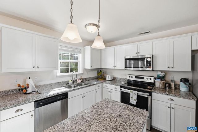 335 CARDINAL RD, Louisa, VA 23093