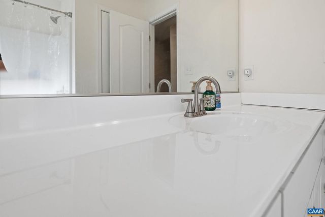 335 CARDINAL RD, Louisa, VA 23093