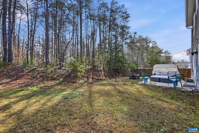 335 CARDINAL RD, Louisa, VA 23093