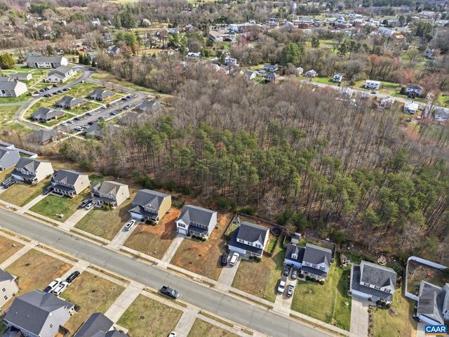 335 CARDINAL RD, Louisa, VA 23093