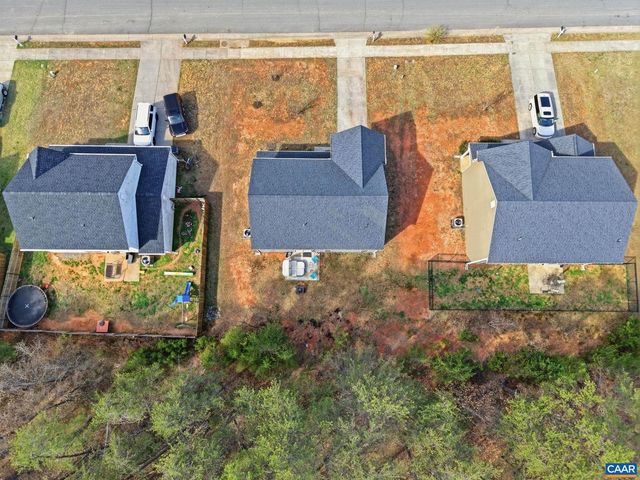 335 CARDINAL RD, Louisa, VA 23093