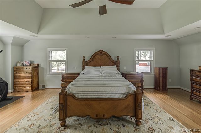 24 Huxley Drive, Amherst, NY 14226