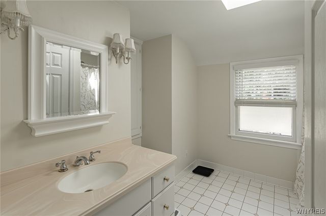 24 Huxley Drive, Amherst, NY 14226