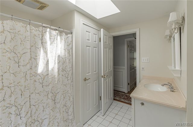 24 Huxley Drive, Amherst, NY 14226