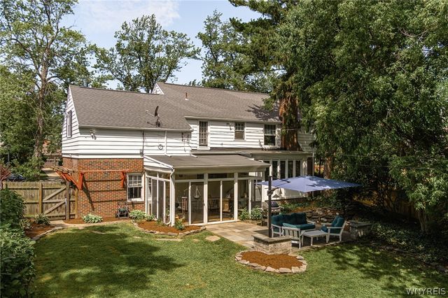 24 Huxley Drive, Amherst, NY 14226
