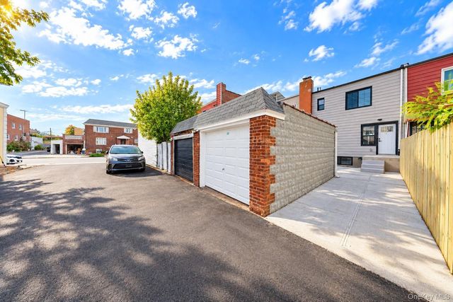 1111 Shore Parkway, Brooklyn, NY 11228