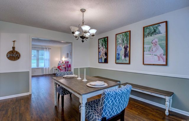 6421 Rolling Hills Dr, North Little Rock, AR 72118
