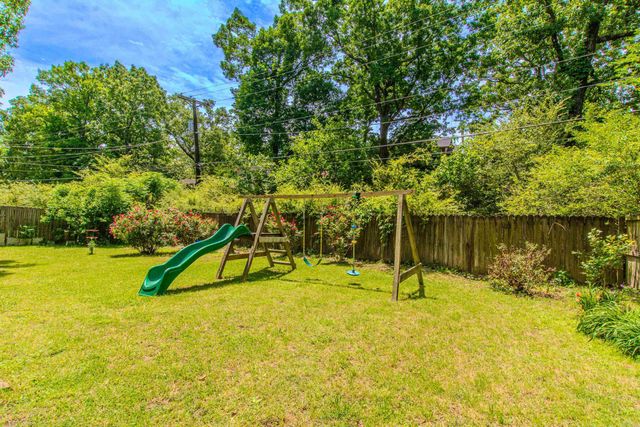 6421 Rolling Hills Dr, North Little Rock, AR 72118