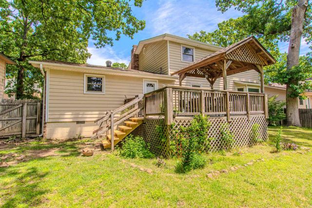 6421 Rolling Hills Dr, North Little Rock, AR 72118