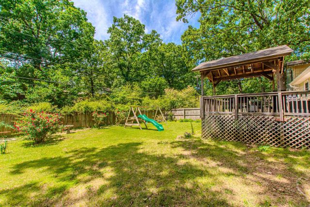 6421 Rolling Hills Dr, North Little Rock, AR 72118