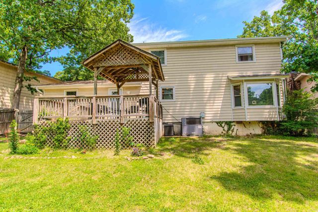 6421 Rolling Hills Dr, North Little Rock, AR 72118
