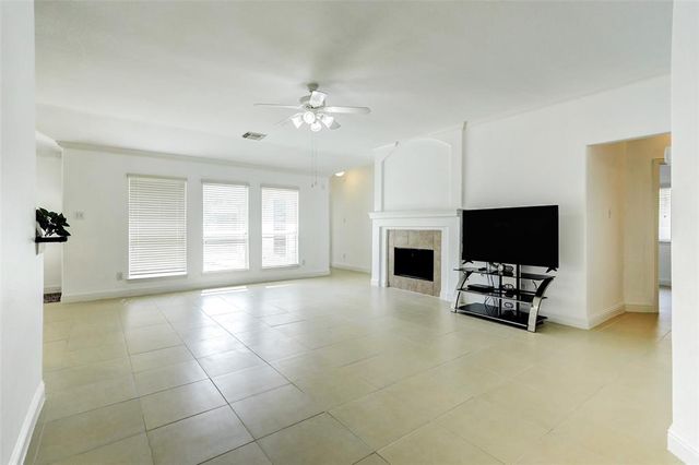 316 Magnolia Way, League City, TX 77573