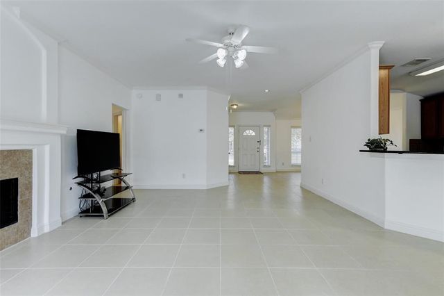 316 Magnolia Way, League City, TX 77573
