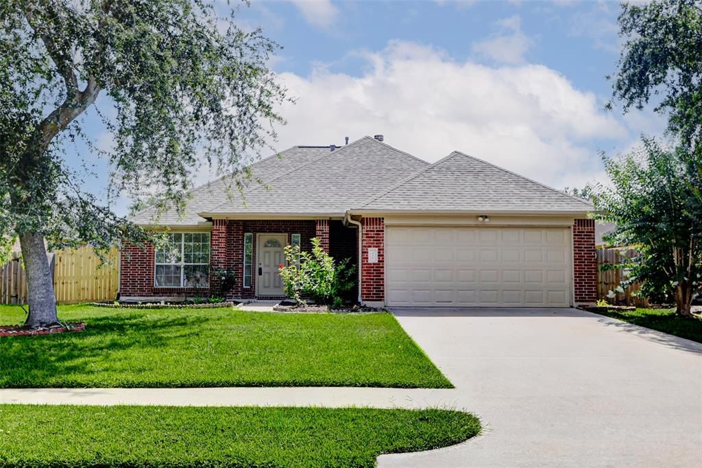 316 Magnolia Way, League City, TX 77573