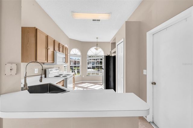 385 BRIAR BAY CIRCLE, Orlando, FL 32825