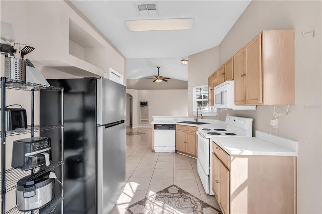 385 BRIAR BAY CIRCLE, Orlando, FL 32825