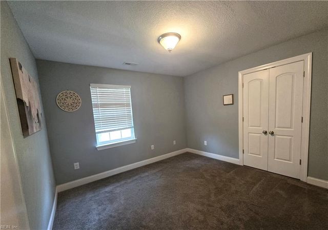 2716 Gilmerton RD, Chesapeake, VA 23323