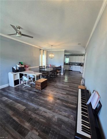 2716 Gilmerton RD, Chesapeake, VA 23323