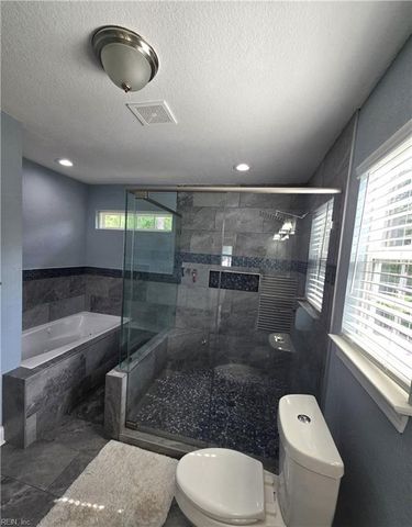 2716 Gilmerton RD, Chesapeake, VA 23323