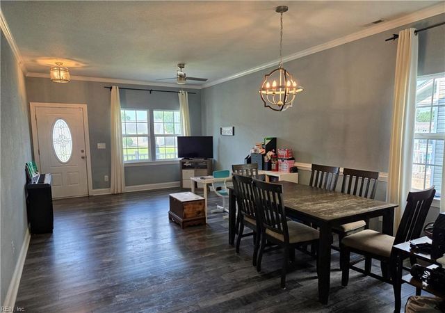 2716 Gilmerton RD, Chesapeake, VA 23323