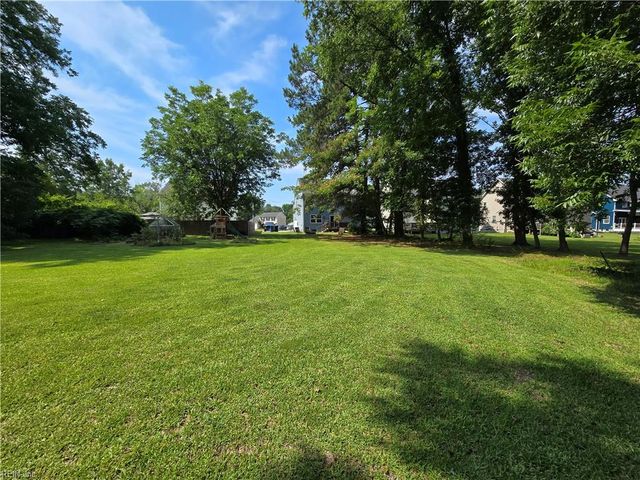 2716 Gilmerton RD, Chesapeake, VA 23323
