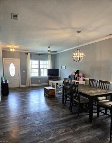 2716 Gilmerton RD, Chesapeake, VA 23323