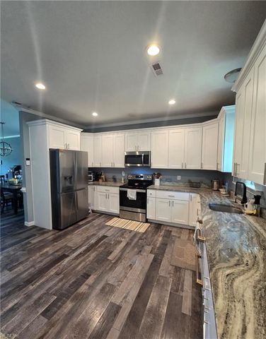 2716 Gilmerton RD, Chesapeake, VA 23323