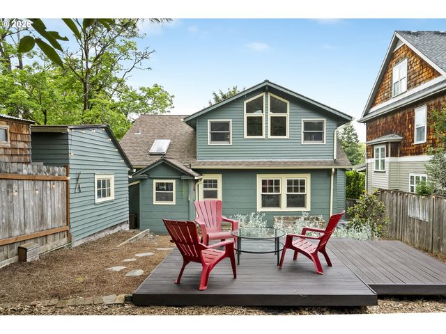 5232 Sw FLORIDA St, Portland, OR 97219