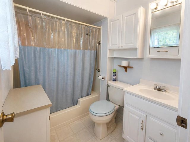 82 E 11TH STREET, Fond Du Lac, WI 54935