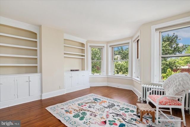 6 7TH ST SE, Washington, DC 20003