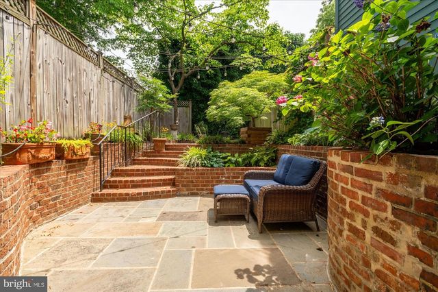 6 7TH ST SE, Washington, DC 20003