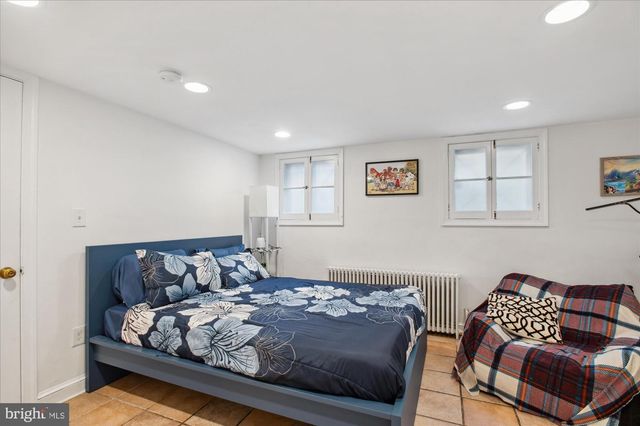 6 7TH ST SE, Washington, DC 20003