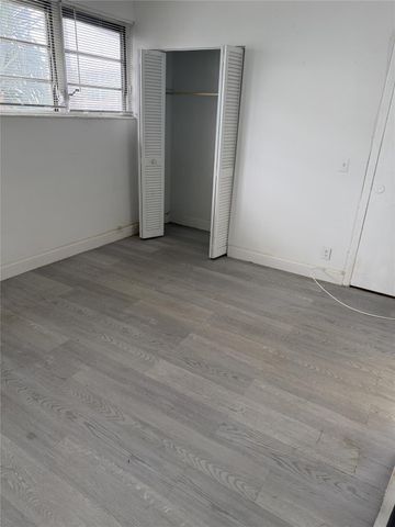 3115 NE 28th Street 11, Fort Lauderdale, FL 33308