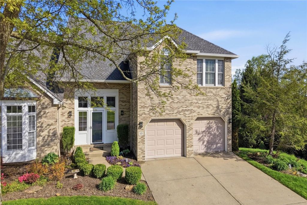 123 Sebago Lake, Ohio Twp, PA 15143