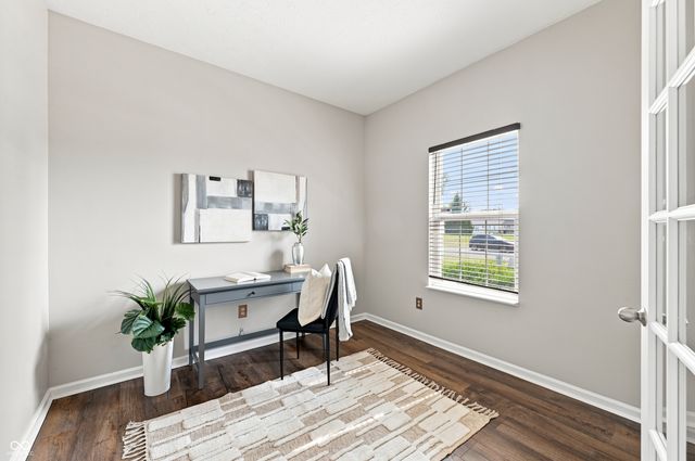 6562 Clary Circle Drive, Greenwood, IN 46143