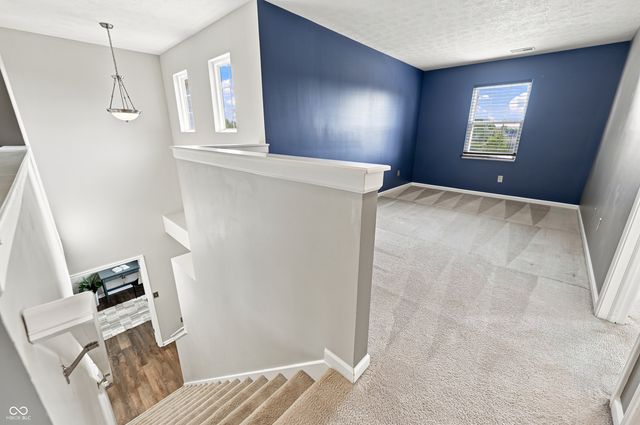 6562 Clary Circle Drive, Greenwood, IN 46143