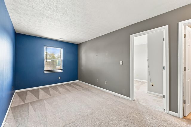 6562 Clary Circle Drive, Greenwood, IN 46143