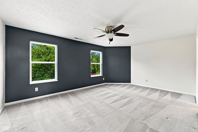 6562 Clary Circle Drive, Greenwood, IN 46143