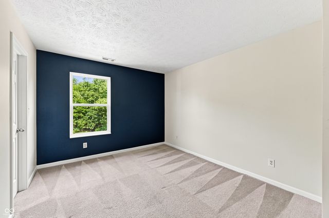 6562 Clary Circle Drive, Greenwood, IN 46143